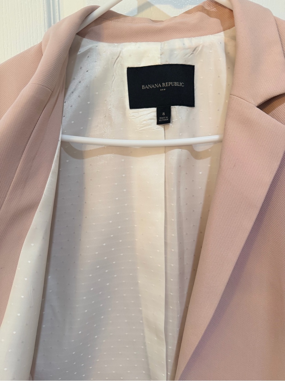 Banana Republic Soft Blush Two-Piece Blazer and Pants - Picture 8 of 12